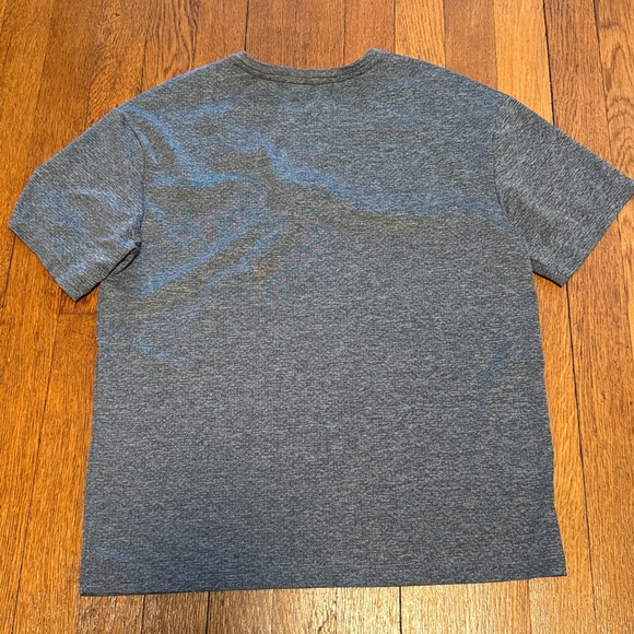 All in Motion Boys Breathable Shirts Blue & Gray Size Large - Picture 7 of 8